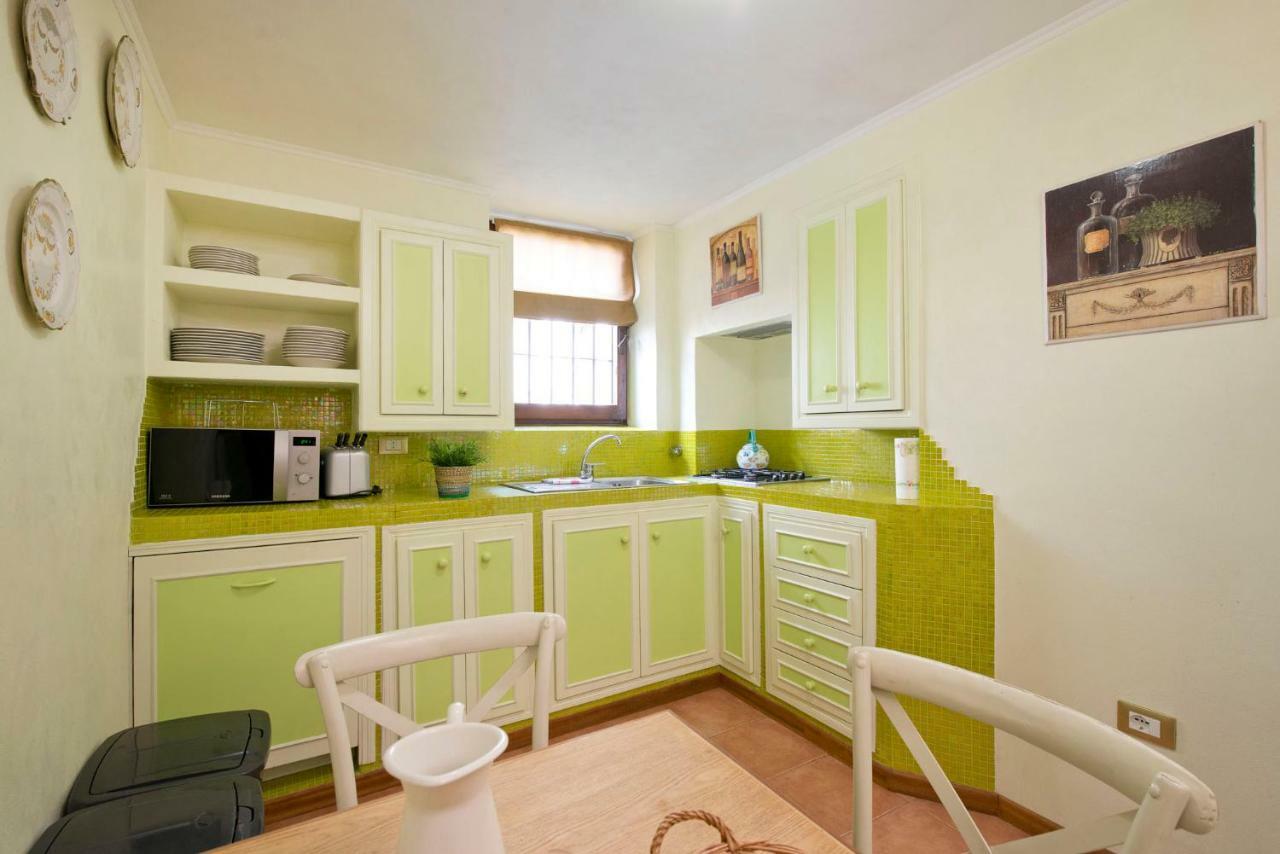 Apartment Governo Vecchio Rome Bagian luar foto