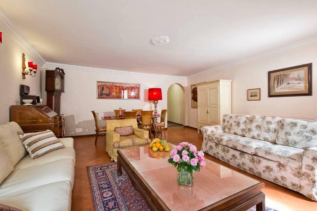 Apartment Governo Vecchio Rome Bagian luar foto
